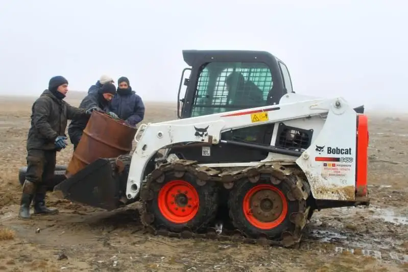 Как североказахстанские студенты расчищали от мусора Арктику