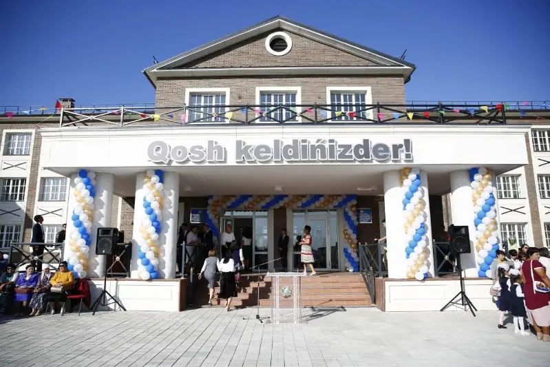 В Атырау открылась новая школа на 900 мест