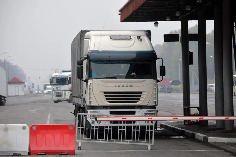 В МИИР прокомментировали информацию о заезде казахстанских машин в Китай