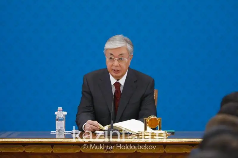 Глава государства рассказал Президентскому резерву о направлениях волонтерства