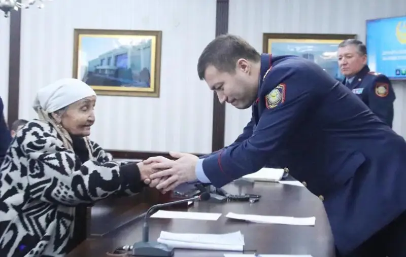 Единый день приема: проблему ночной торговли спиртным подняли жамбылцы