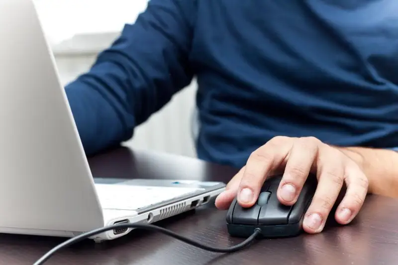 Свыше пяти тысяч казахстанских госслужащих работают удаленно