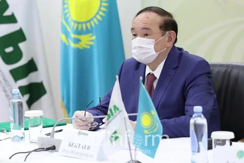 Председатель партии «Ауыл»: Укрупнение сельхозпредприятий – главный вопрос в аграрном секторе