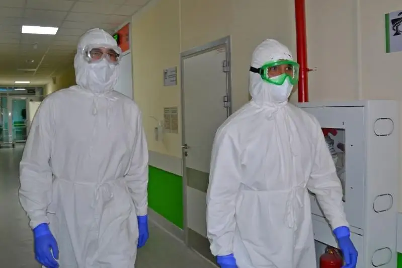 Студенты медучреждений рассказали о работе в стационарах Нур-Султана