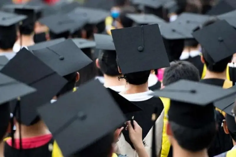 Асхат Аймагамбетов пояснил, снижен ли проходной балл на поступление в магистратуру