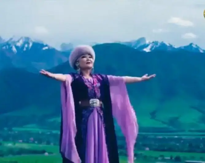 Челлендж «Менің Қазақстаным»: зарубежные артисты спели «Қуаныш вальсі» Шамши Калдаякова