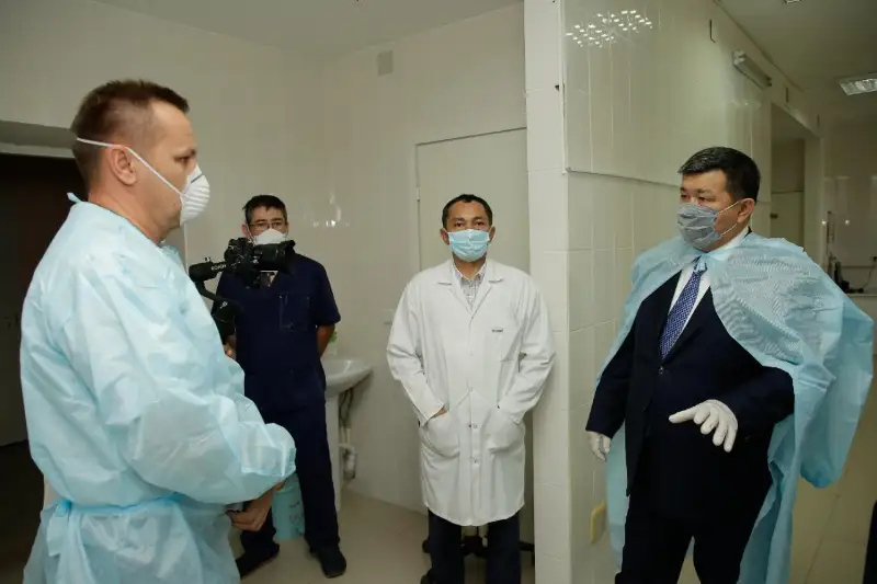 Аким Атырауской области рассказал о ситуации с коронавирусом в регионе