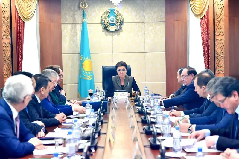 Дарига Назарбаева и Дмитрий Казанцев обсудили проблемы развития МСБ в Казахстане