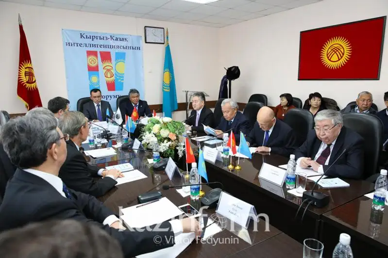 Маулен Ашимбаев: Нужны встречи интеллектуалов и ученых Казахстана и Кыргызстана