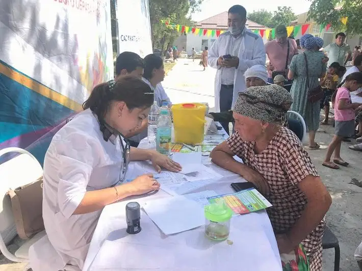 Жителей Арыси обследуют квалифицированные врачи