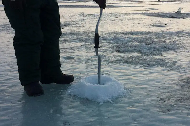 В Северном Казахстане спасают рыбу от замора