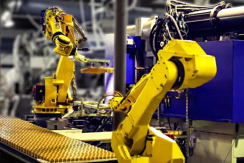 Роботы создадут более 800 миллионов рабочих мест и вытеснят людей