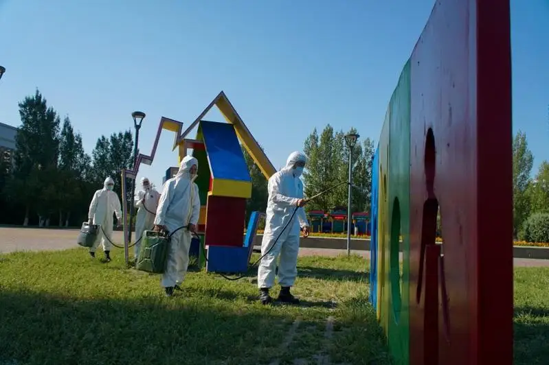 Парки, бульвары и набережную продезинфицировали в Нур-Султане