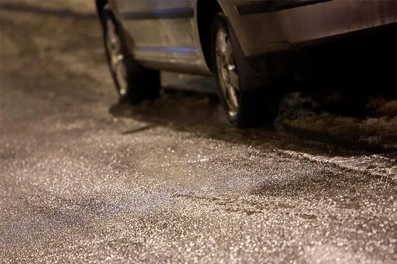 Из-за гололеда увеличили число автопатрулей на дорогах СКО