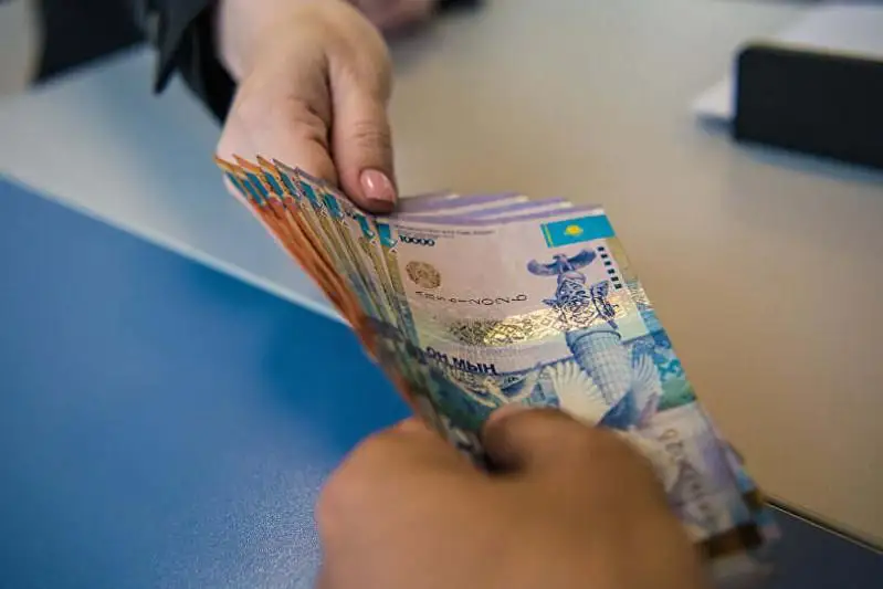 Мошенница выманила шесть млн тенге у жителя Актау