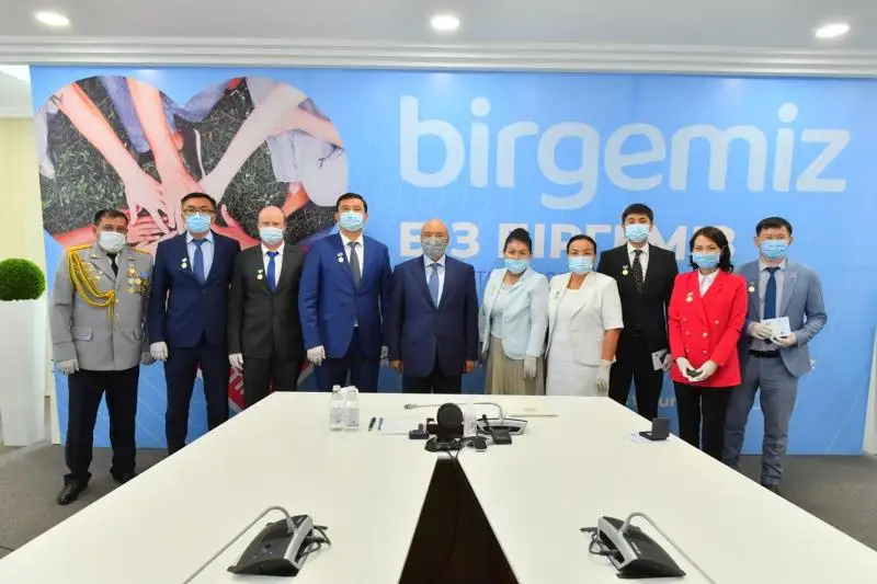 Туркестанцев наградили медалью «Халық алғысы»