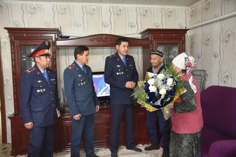 Семьи погибших полицейских посетило руководство ДП Карагандинской области