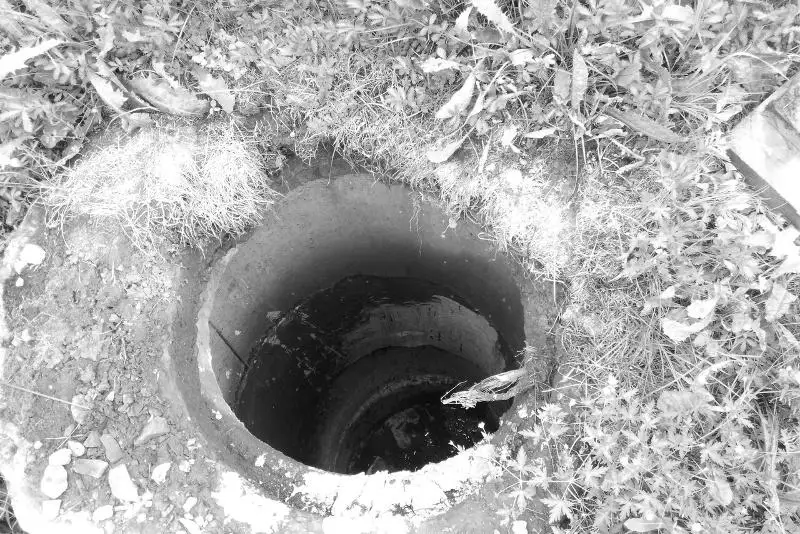 Трехлетняя девочка утонула в колодце в Костанайской области