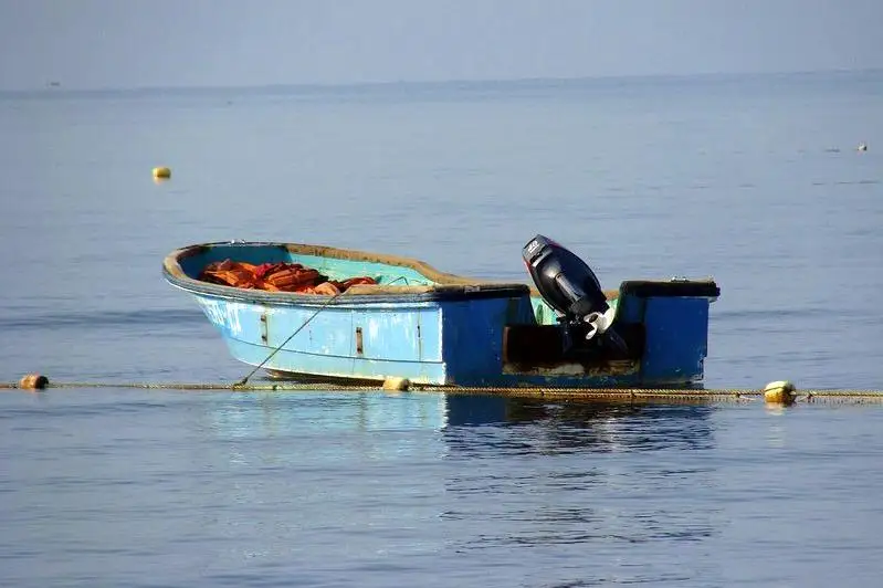 Третий день ищут пропавших в Аральском море рыбаков