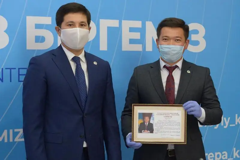 Благодарственными письмами от имени Елбасы наградили павлодарских волонтеров