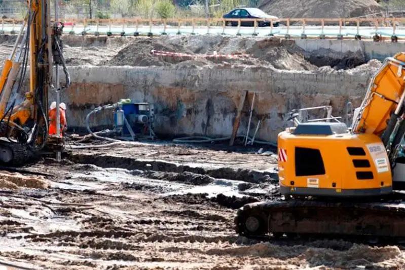 Семь бомб времен Второй мировой войны нашли на месте строительства завода Tesla