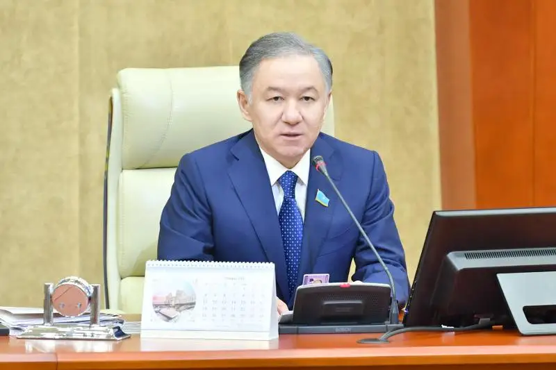 Нурлан Нигматулин: Законодательно закреплена инициатива Президента об институте парламентской оппозиции