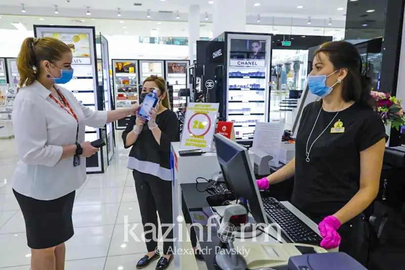 Время работы магазинов и торговых центров продлили в СКО