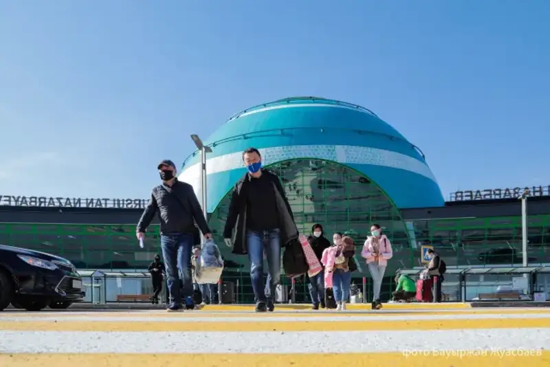 Первые авиарейсы в условиях карантина состоялись в Казахстане. Как это было
