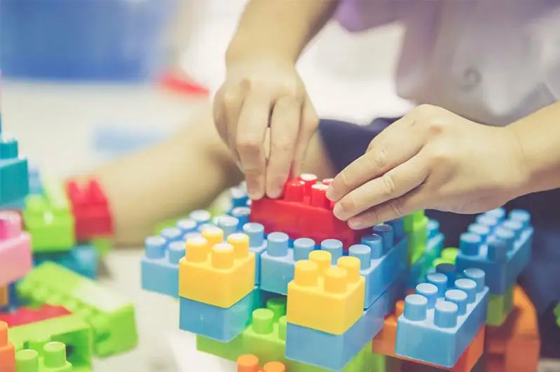 Воспитателя оштрафовали за рукоприкладство в Атырау