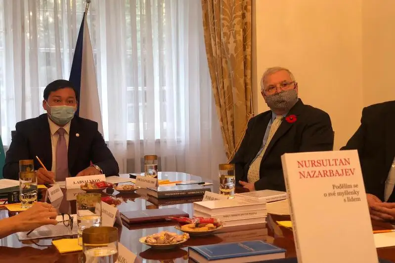 Книгу Елбасы на чешском языке презентовали в Праге