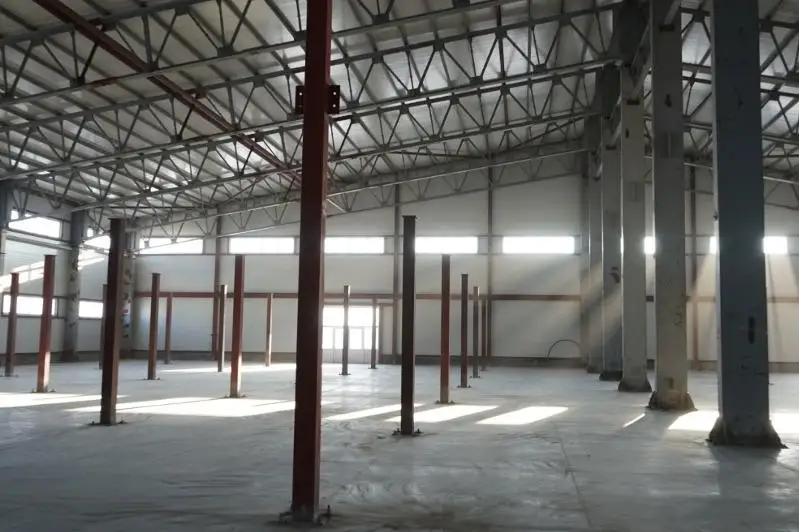 Оптово-распределительный центр возводят в Семее