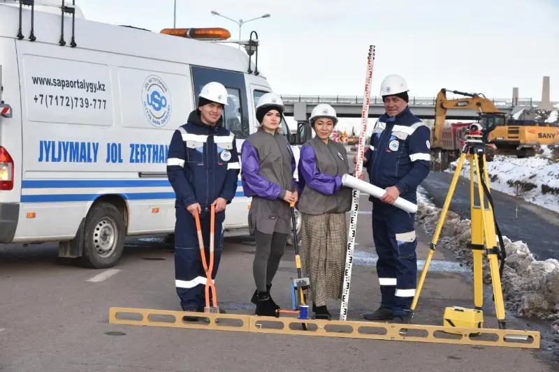 Оценку и мониторинг 10 тысяч км дорог провели в Казахстане