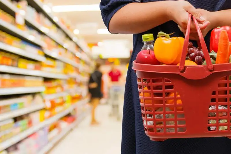 Казахстанские потребители приобрели товаров на 6,8 трлн тенге