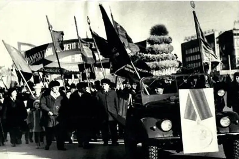 Первомай 70-х годов: виртуальную фотовыставку устроил архив Нур-Султана