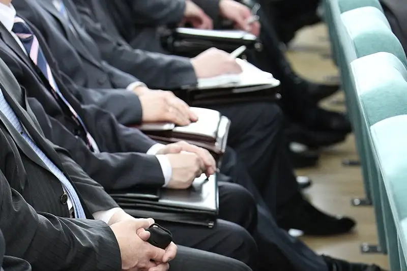 Кого будут сокращать в последнюю очередь, сообщили в Агентстве по делам госслужбы