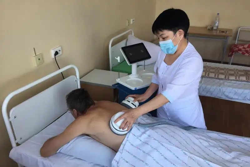 Реабилитацию перенесших COVID-19 начали в больнице СКО
