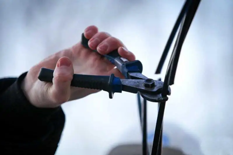 Ворованным кабелем расплатился с рабочими управляющий строительным объектом в столице