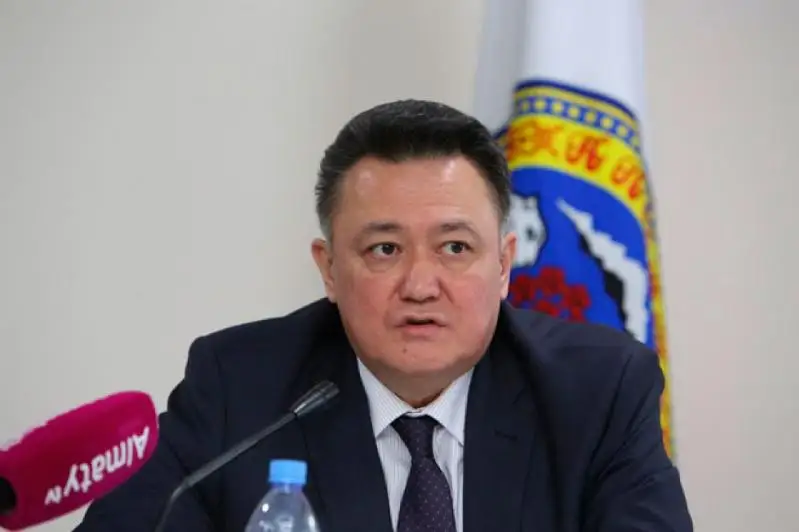 Главврач Алматы обратился к казахстанцам