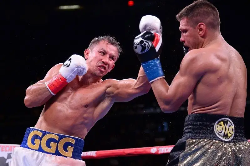 Бой Геннадий Головкин — Сергей Деревянченко признан лучшим боем года