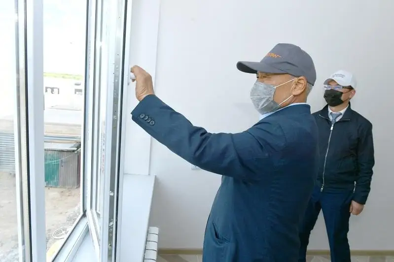 Умирзак Шукеев проинспектировал качество новых квартир в Туркестане