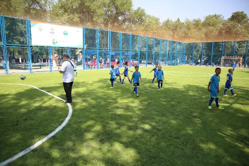 Три универсальные спортивные площадки открыли в Жамбылской области