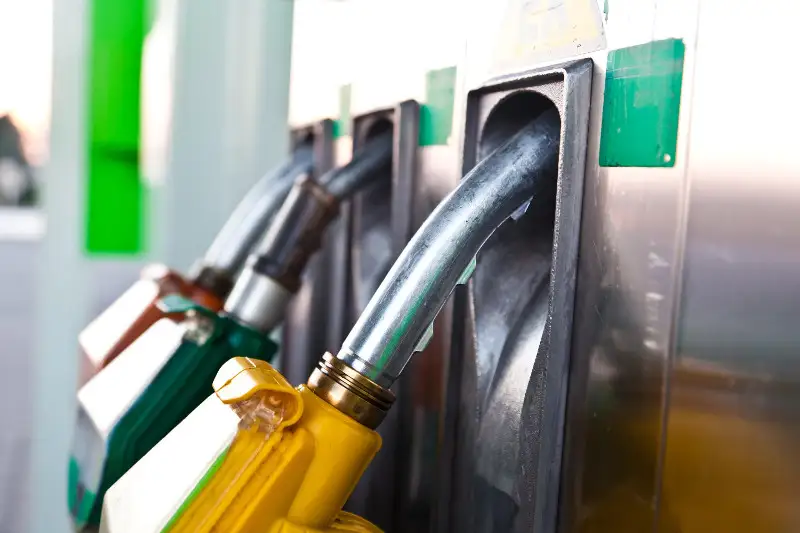 Более 40 тысяч тонн автобензина экспортировал Казахстан