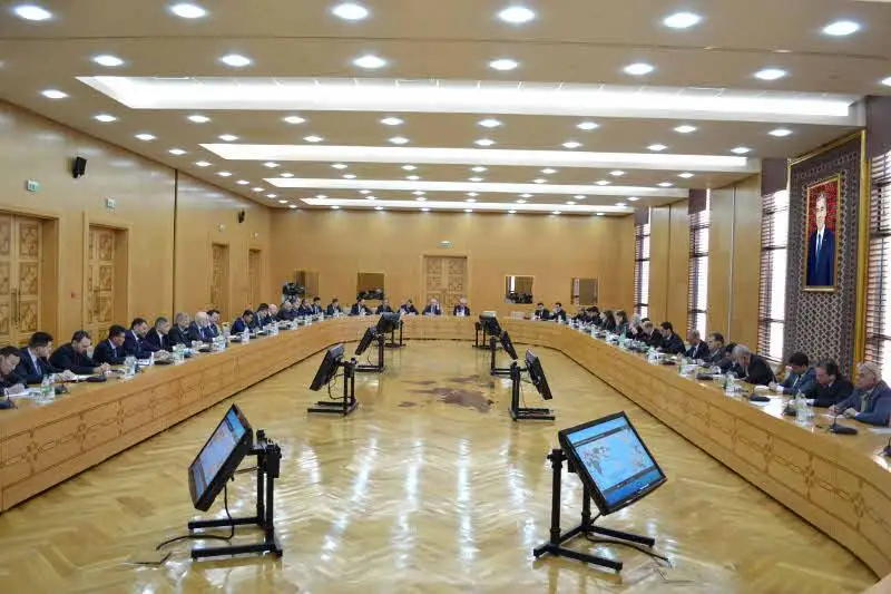 Брифинг по предотвращению проникновения коронавируса прошел в Туркменистане