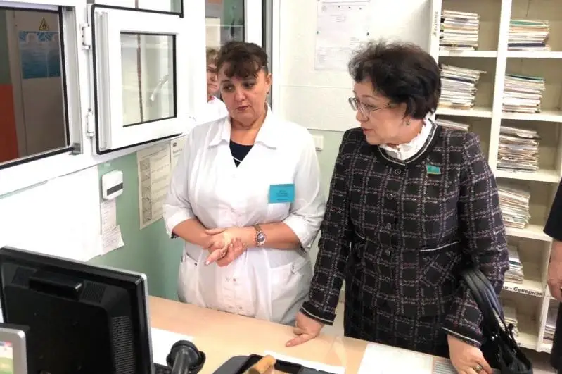 Сенатор ознакомилась с деятельностью социально значимых объектов в Акмолинской области