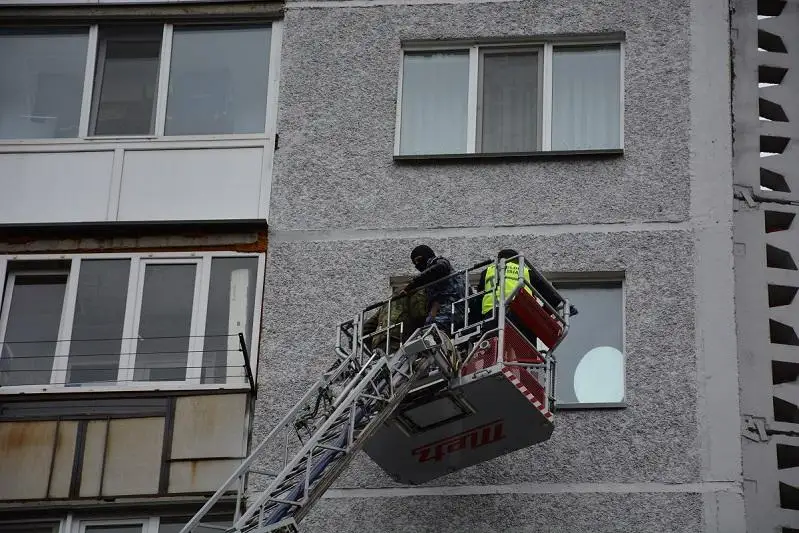 Конфликт из-за намордника питбуля перешел в вызов спецназа в Петропавловске