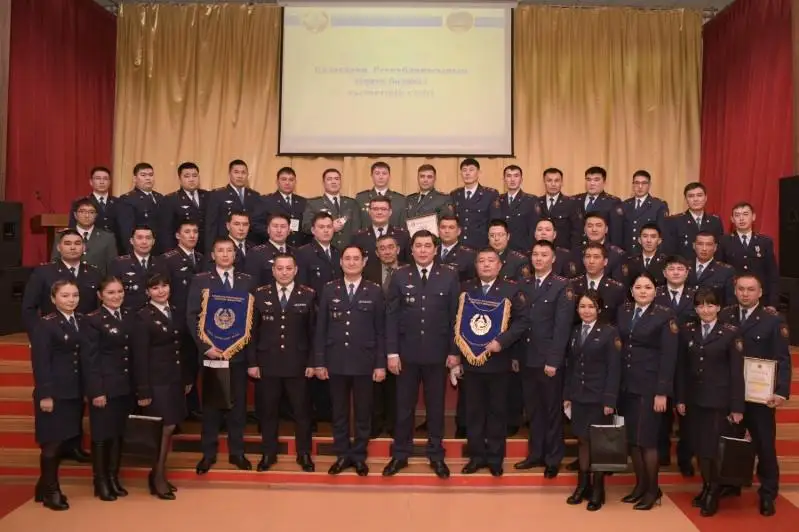Лучших следователей и дознавателей республики определили в МВД РК