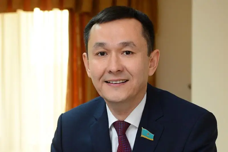 Самую важную мысль в статье Елбасы назвал Айкын Конуров