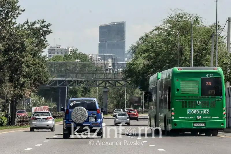 Стоп коронавирус: в Алматы проводят рейды в общественном транспорте