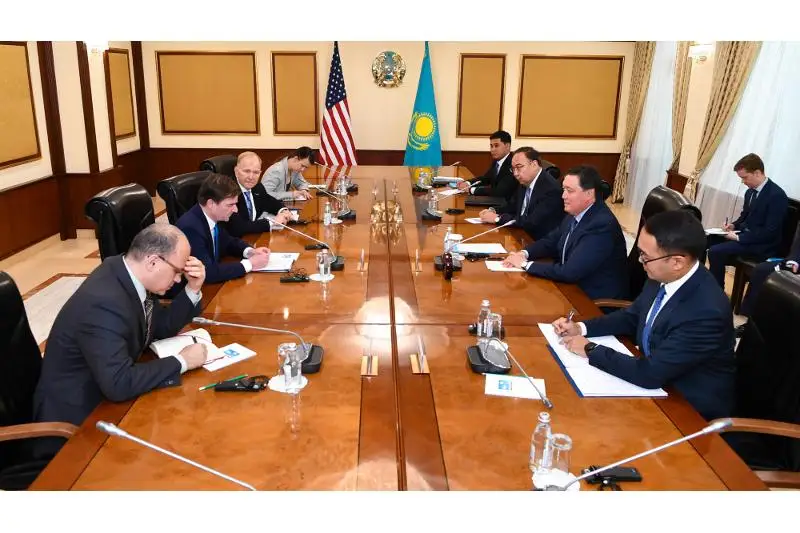 Аскар Мамин обсудил с заместителем Госсекретаря США развитие торгово-экономического сотрудничества