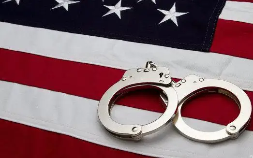 В США граждан России и Казахстана обвинили в контрабанде электроники